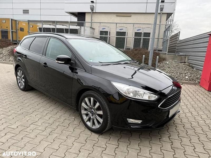 Second-hand Ford Focus 120 CP (88 kW) 2018 Culoarenegru Break
