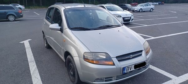 Argintiu Utilizat 2005 Chevrolet Kalos Hatchback | 1.250 EUR - Imagine 1/4