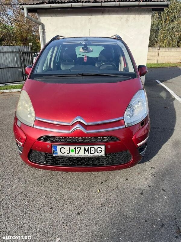 Rosu Utilizat 2011 Citroën C4 Picasso Monovolum | 3.150 EUR (Preț OK) - Imagine 1/4