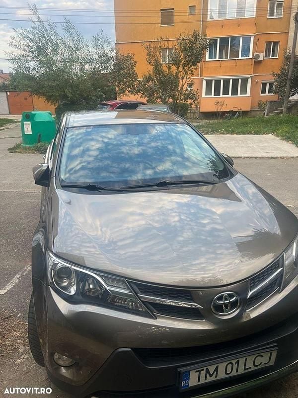 Culoaregri Utilizat 2015 Toyota RAV4 Executive SUV | 9.500 EUR (Preț OK) - Imagine 1/4