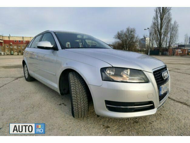 Argintiu Utilizat 2012 Audi A3 Hatchback | 6.850 EUR (Preț OK) - Imagine 1/4