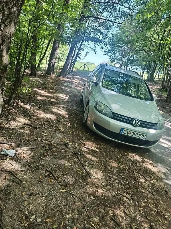 Utilizat 2011 VW Golf VI Hatchback | 4.200 EUR (Preț OK) - Imagine 1/4