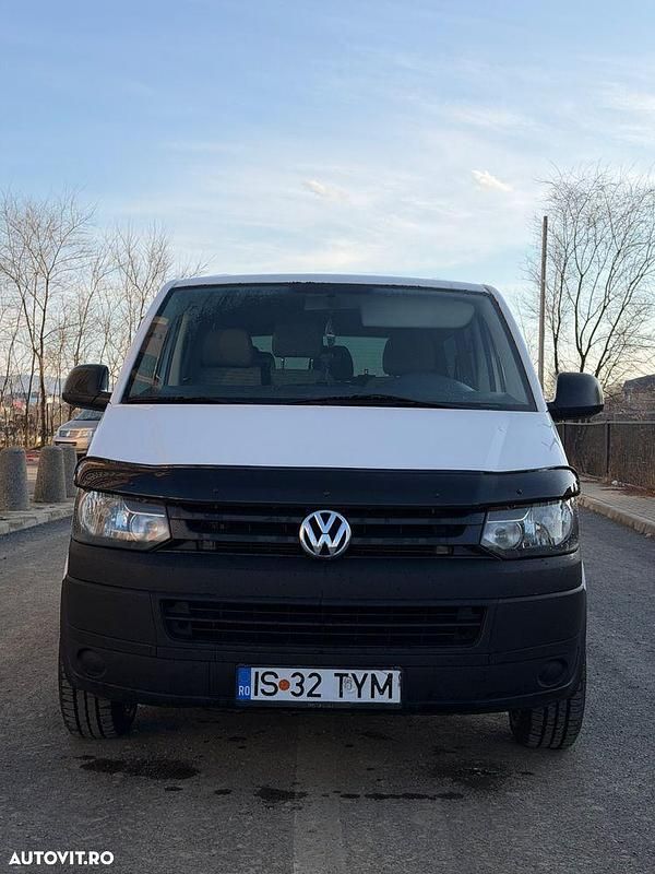 Second-hand VW Transporter Match 140 CP (102 kW) 2010 Culoarealb Van