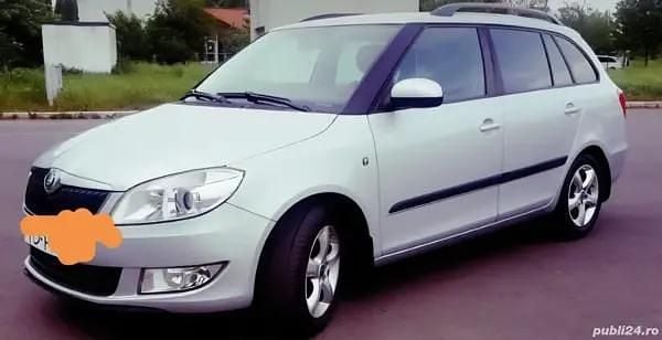 Gri Utilizat 2011 Skoda Fabia Berlinǎ | 3.200 EUR (Preț OK) - Imagine 1/4