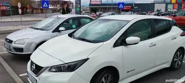 Utilizat 2019 Nissan Leaf Hatchback | 11.999 EUR - Imagine 1/2