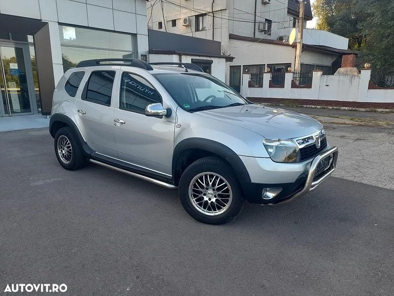Culoarealte culori Utilizat 2012 Dacia Duster Prestige SUV | 6.650 EUR (Preț OK) - Imagine 1/4