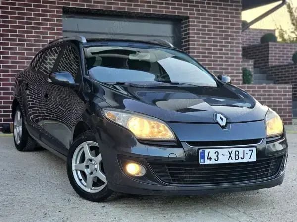 Utilizat 2012 Renault Mégane GrandTour Break | 3.590 EUR (Preț bun) - Imagine 1/4
