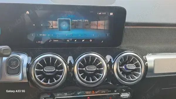 Second-hand Mercedes EQB300 176 kW (240 CP) 2022 Negru SUV