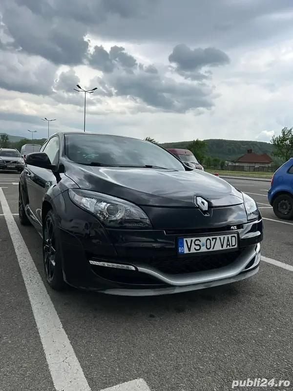 Negru Utilizat 2013 Renault Mégane Coupé R.S. Coupe | 12.500 EUR - Imagine 1/4