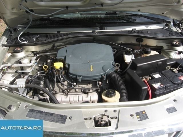 Second-hand Dacia Logan 90 CP (66 kW) 2005 Gri metalizat Berlinǎ