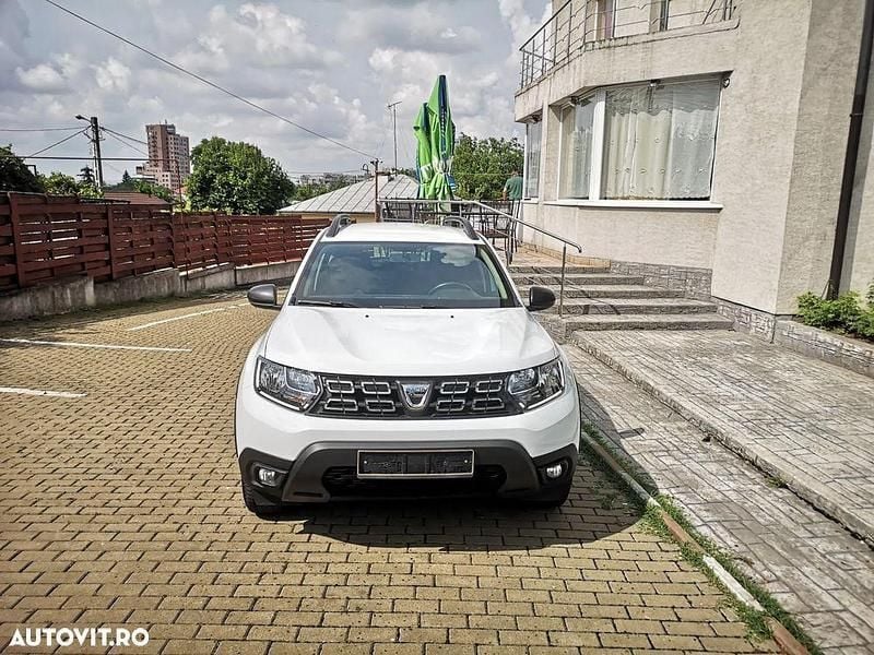 Alb Utilizat 2020 Dacia Duster Essentiel SUV | 9.999 EUR (Super Preț) - Imagine 1/4