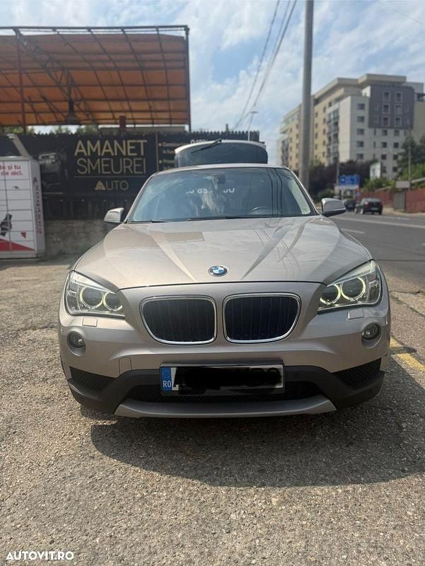 Bej Utilizat 2013 BMW X1 Comfort Edition SUV | 10.990 EUR (Preț OK) - Imagine 1/4