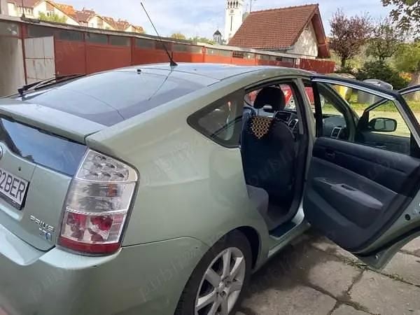 Second-hand Toyota Prius 75 CP (55 kW) 2006 Coupe