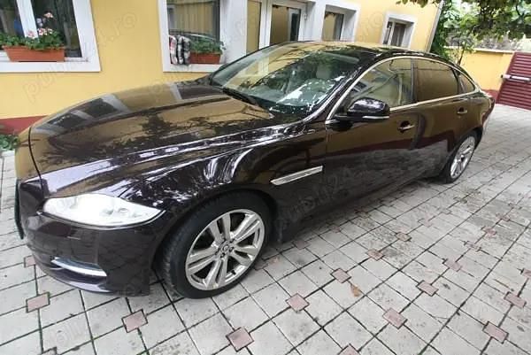 Second-hand Jaguar XJ 275 CP (202 kW) 2010 Berlinǎ