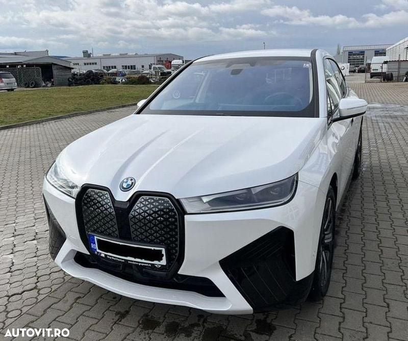 Culoarealb Utilizat 2024 BMW iX SUV | 69.000 EUR - Imagine 1/4