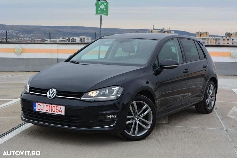 Second-hand VW Golf VII Allstar 150 CP (110 kW) 2017 Culoarenegru Hatchback