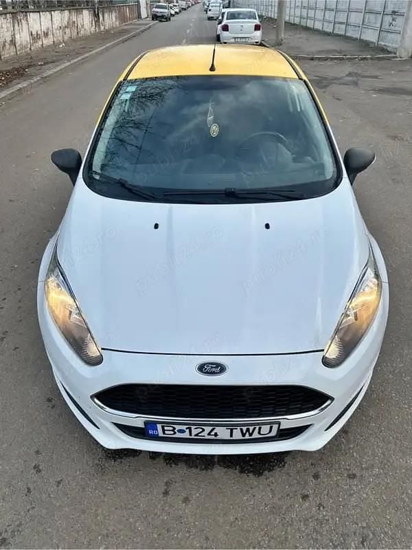 Second-hand Ford Fiesta 95 CP (69 kW) 2016 Alb Coupe