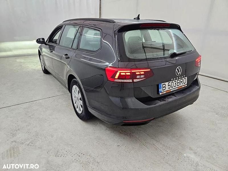 Culoaregri Utilizat 2021 VW Passat Advance Break | 18.997 EUR (Preț bun) - Imagine 1/4