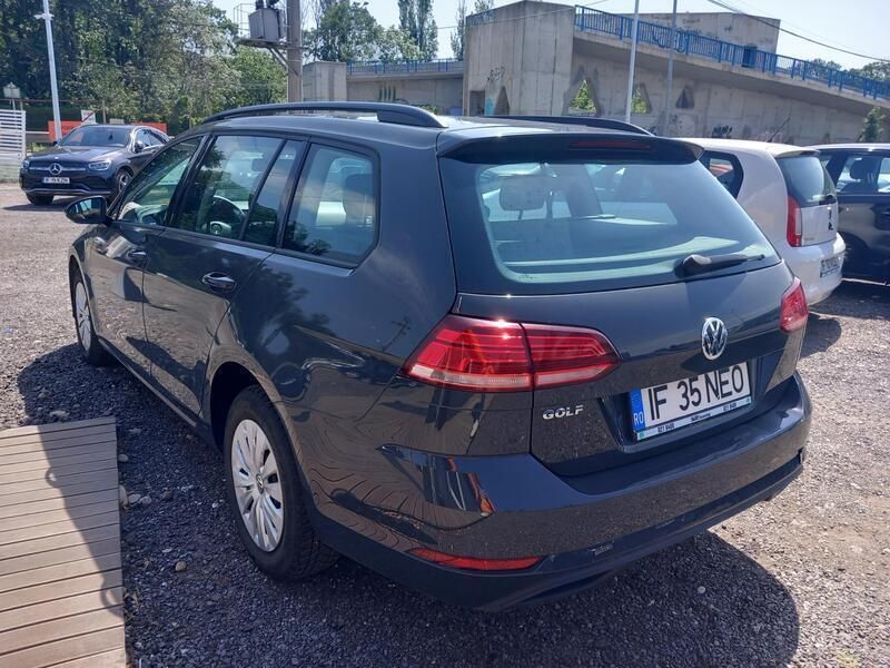 Second-hand VW Golf VII Trendline 116 CP (85 kW) 2018 Gri Break
