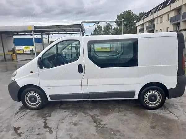 Utilizat 2005 Opel Vivaro Monovolum | 3.500 EUR - Imagine 1/4