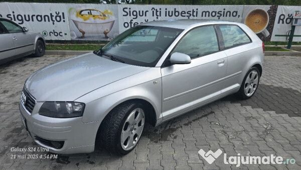 Gri Utilizat 2004 Audi A3 Hatchback | 2.500 EUR (Preț bun) - Imagine 1/4