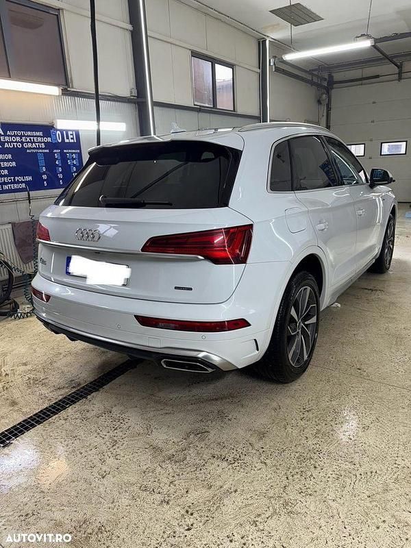 Second-hand Audi Q5 S-Line 204 CP (150 kW) 2023 Culoarealb SUV