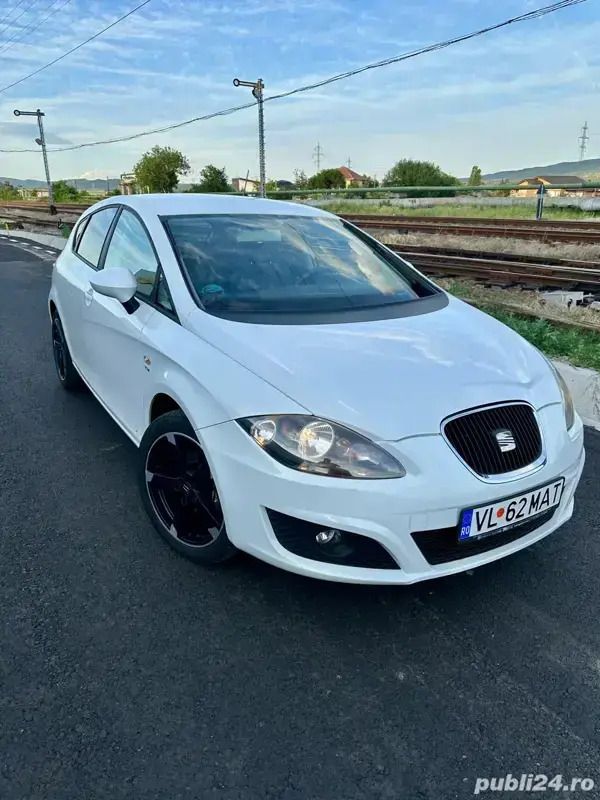 Utilizat 2011 Seat Leon Hatchback | 4.290 EUR (Preț OK) - Imagine 1/4