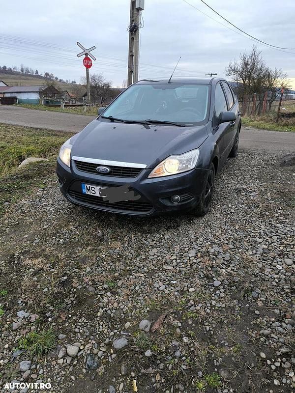 Second-hand Ford Focus Trend 100 CP (73 kW) 2008 Culoaregri