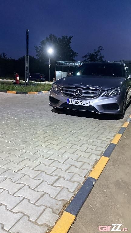 Utilizat 2015 Mercedes E220 | 11.900 EUR - Imagine 1/4