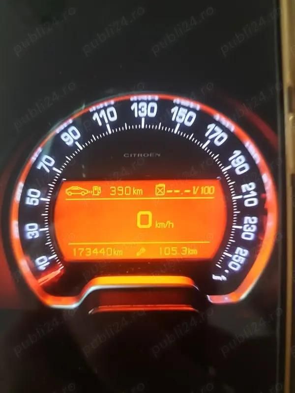 Utilizat 2009 Citroën C5 Berlinǎ | 3.590 EUR (Preț bun) - Imagine 1/4