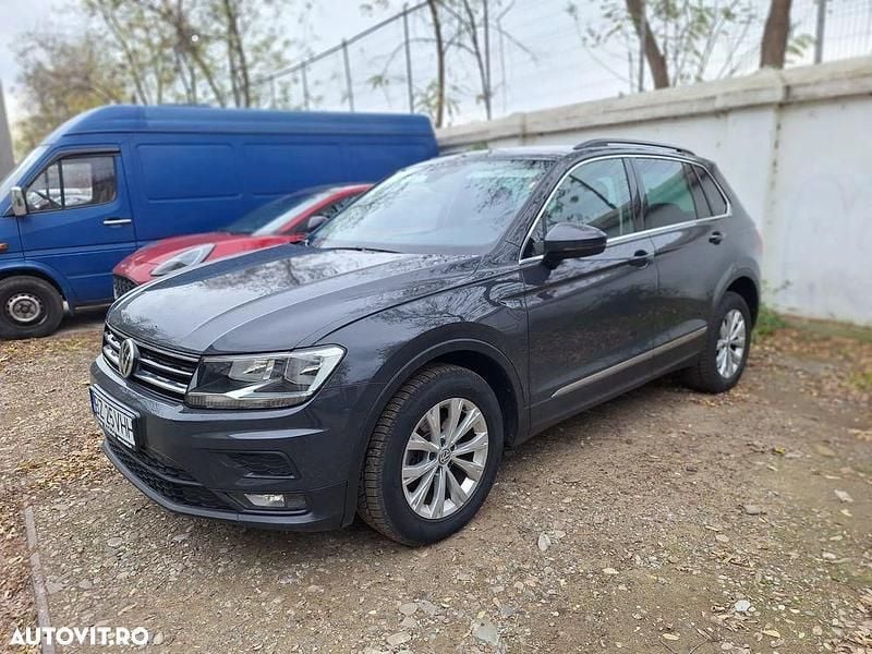 Culoaregri Utilizat 2020 VW Tiguan SUV | 23.000 EUR (Preț bun) - Imagine 1/4