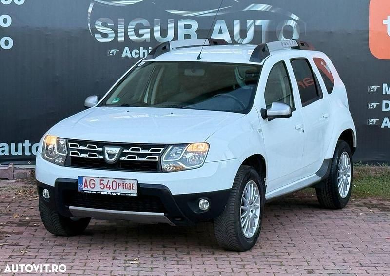 Culoarealb Utilizat 2014 Dacia Duster Lauréate SUV | 5.999 EUR (Preț bun) - Imagine 1/4