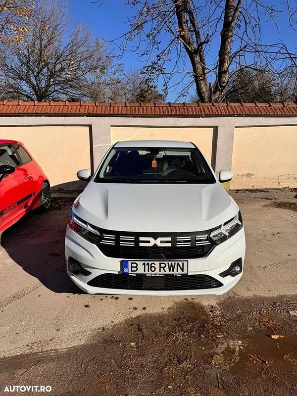 Culoarealb Utilizat 2022 Dacia Logan Expression Berlinǎ | 11.200 EUR (Preț OK) - Imagine 1/4