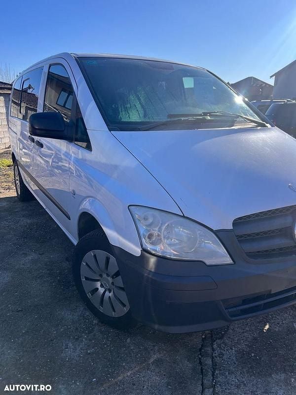 Culoarealb Utilizat 2012 Mercedes Vito Break | 9.799 EUR (Preț OK) - Imagine 1/4