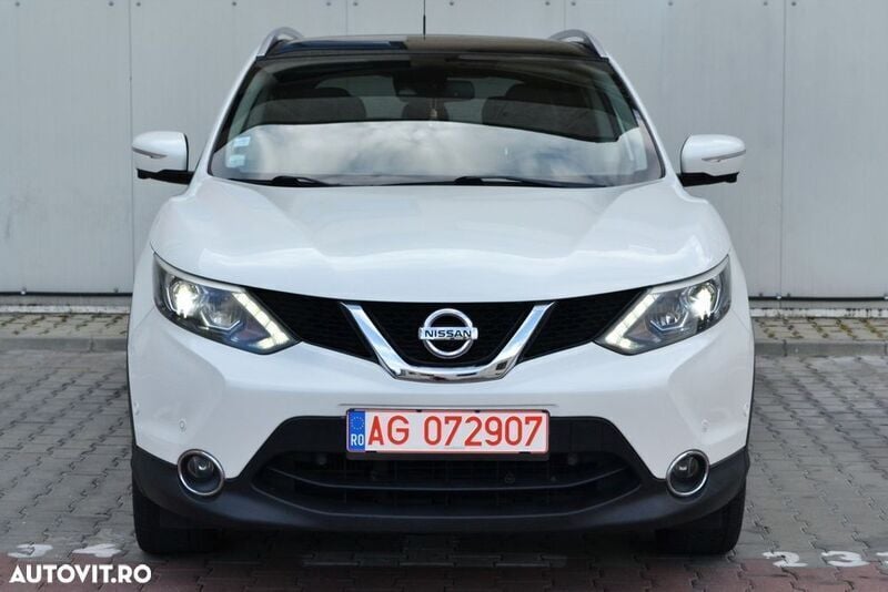Alb Utilizat 2014 Nissan Qashqai Tekna SUV | 10.990 EUR (Puțin scump) - Imagine 1/4