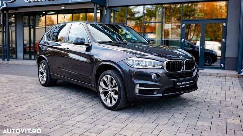 Culoarenegru Utilizat 2016 BMW X5 Sport Line SUV | 22.900 EUR (Super Preț) - Imagine 1/4