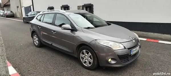 Utilizat 2012 Renault Mégane III Break | 3.790 EUR (Preț bun) - Imagine 1/4