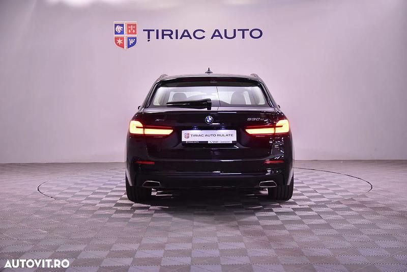 Second-hand BMW 530e 292 CP (214 kW) 2021 Culoarenegru Break