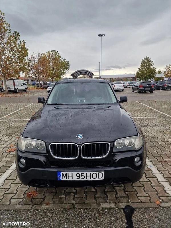Culoarenegru Utilizat 2009 BMW X3 SUV | 3.950 EUR (Super Preț) - Imagine 1/4