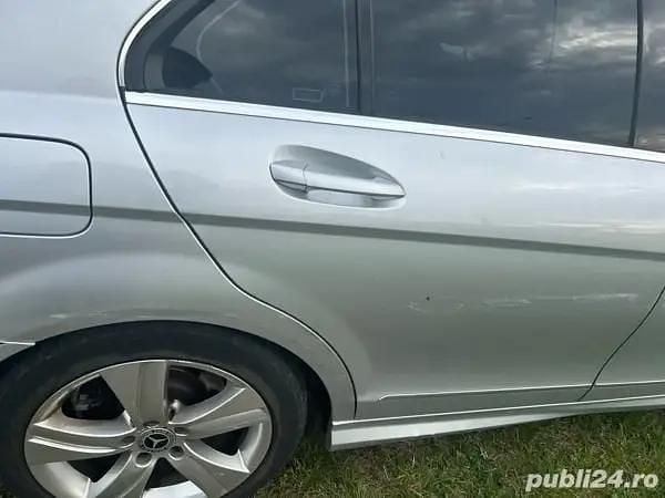 Utilizat 2011 Mercedes 220 Coupe | 4.000 EUR - Imagine 1/4