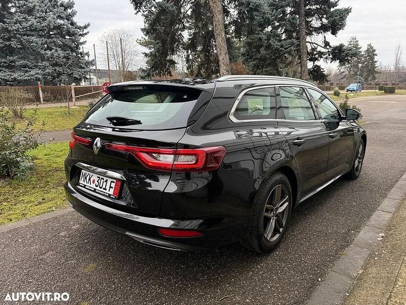 Second-hand Renault Talisman Business 130 CP (95 kW) 2016 Culoarenegru Break