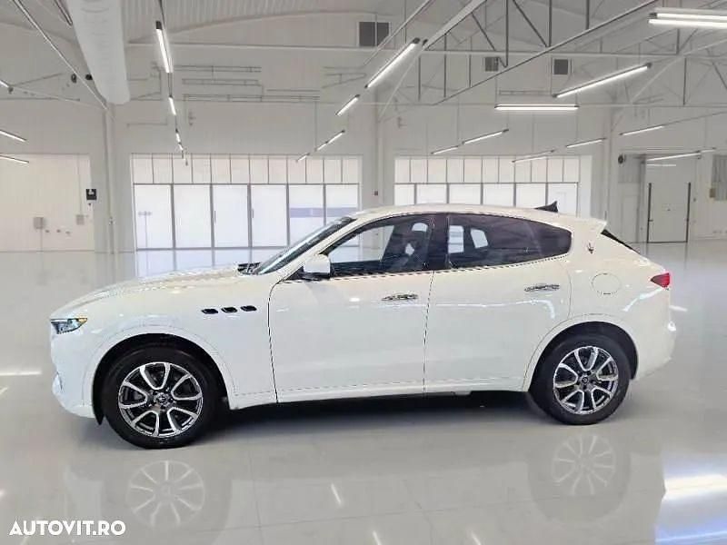 Second-hand Maserati Levante GT 330 CP (242 kW) 2022 Alb SUV