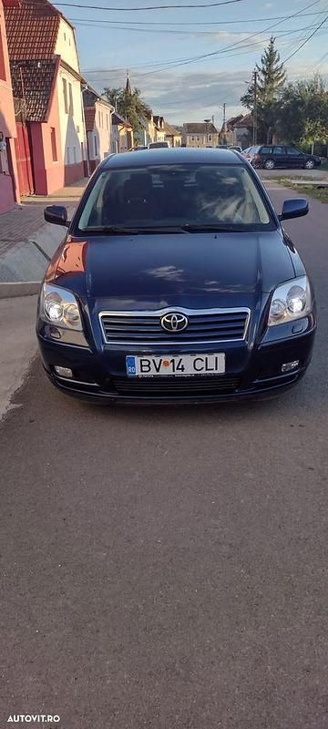Culoarealbastru Utilizat 2004 Toyota Avensis Executive Berlinǎ | 3.100 EUR - Imagine 1/4