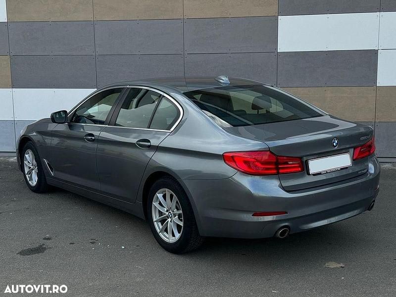 Second-hand BMW 520 Sport Line 190 CP (139 kW) 2019 Argint Berlinǎ