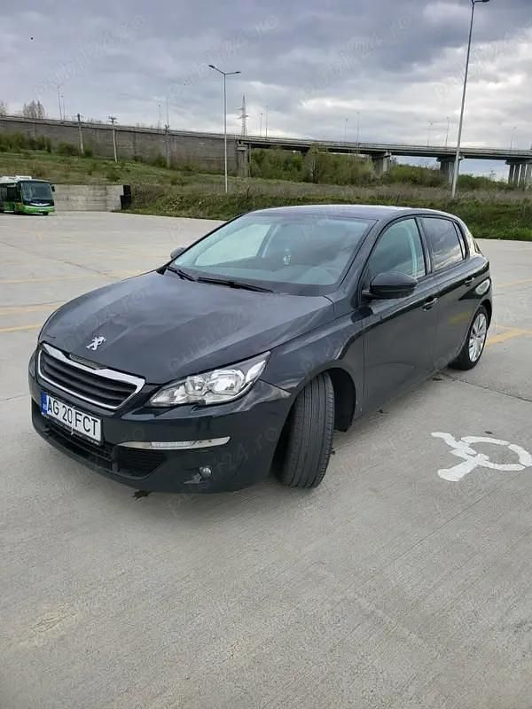 Utilizat 2014 Peugeot 308 Hatchback | 4.200 EUR (Preț OK) - Imagine 1/4