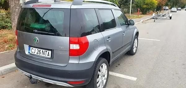 Gri Utilizat 2011 Skoda Yeti SUV | 5.900 EUR (Puțin scump) - Imagine 1/3