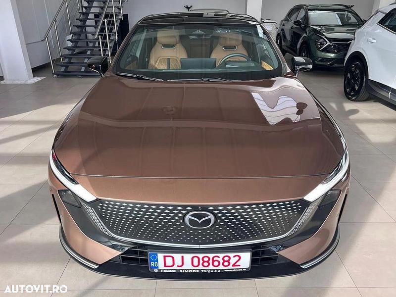 Nouă Mazda 6e Takumi-Line 189 kW (258 CP) 2025 Culoaremaro Berlinǎ