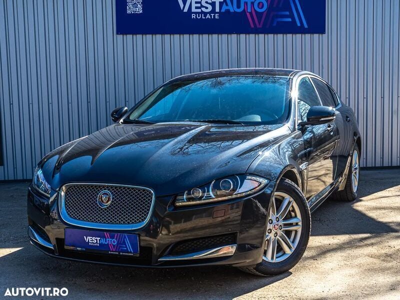 Gri Utilizat 2015 Jaguar XF Berlinǎ | 10.990 EUR (Scump) - Imagine 1/4