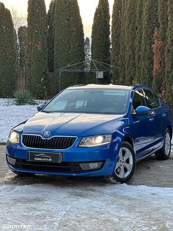 Culoarealbastru Utilizat 2014 Skoda Octavia Elegance Berlinǎ | 9.750 EUR (Preț OK) - Imagine 1/4