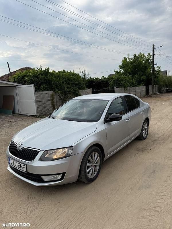 Gri Utilizat 2014 Skoda Octavia Classic Berlinǎ | 6.500 EUR (Preț OK) - Imagine 1/4